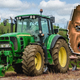 Imagen para el artículo titulado Consiguen hackear un tractor para jugar al Doom